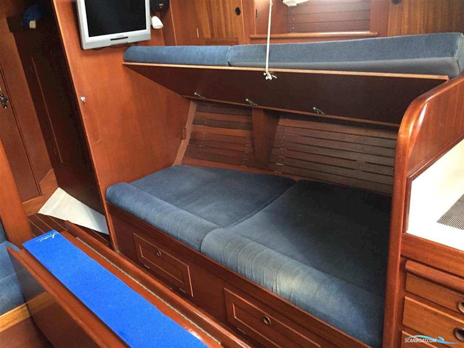 Hallberg-rassy 42 KETCH