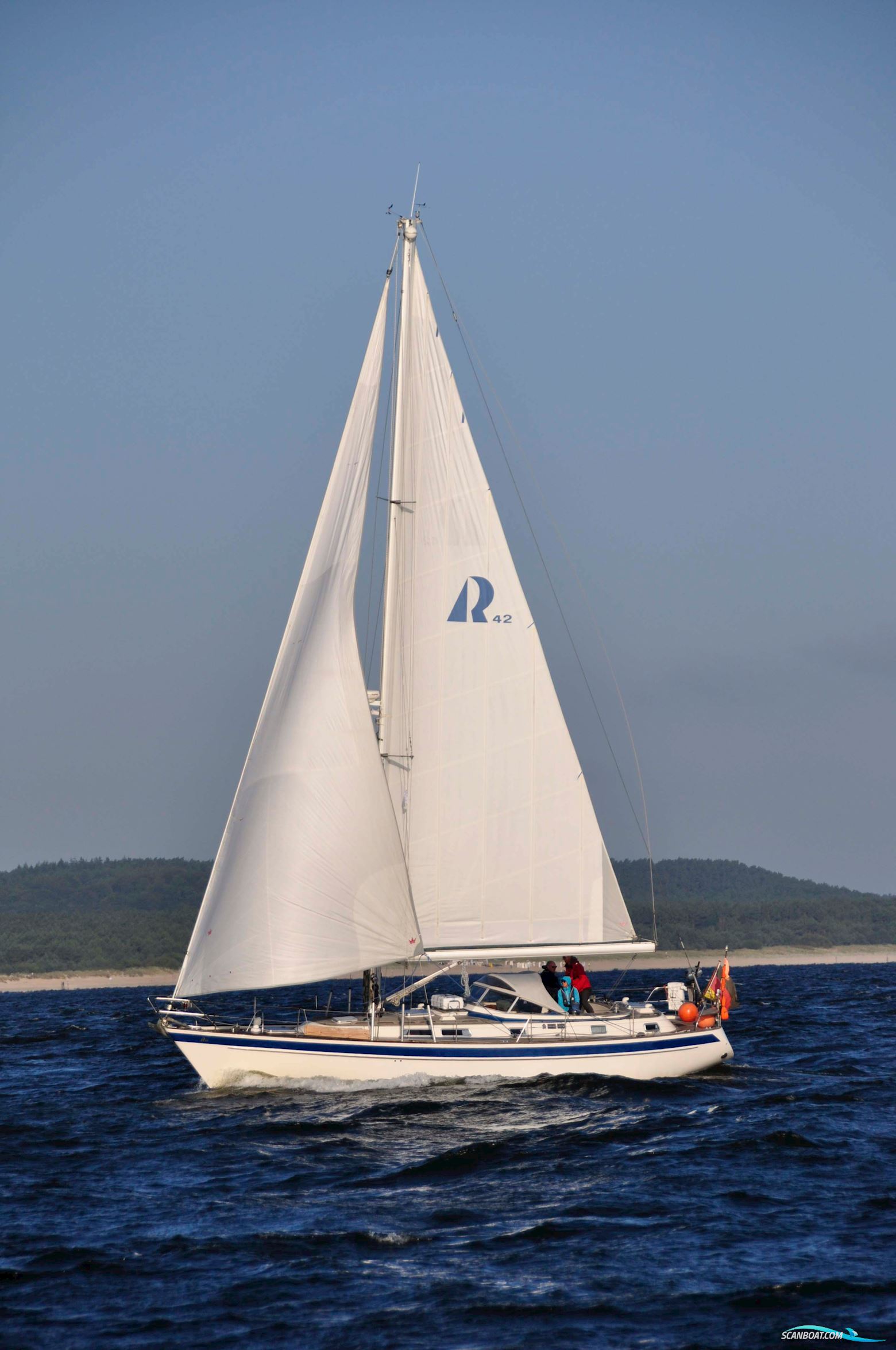 Hallberg-Rassy 42
