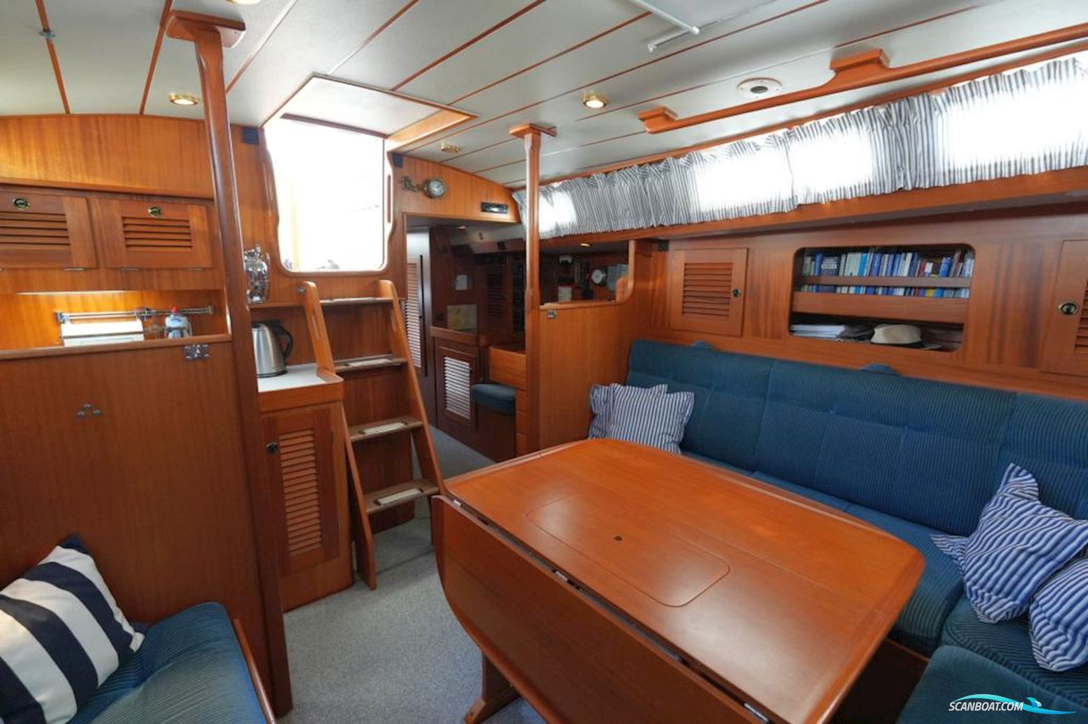 Hallberg-rassy 42F MK II