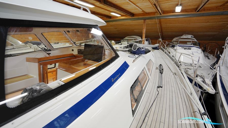 Hallberg-Rassy 44