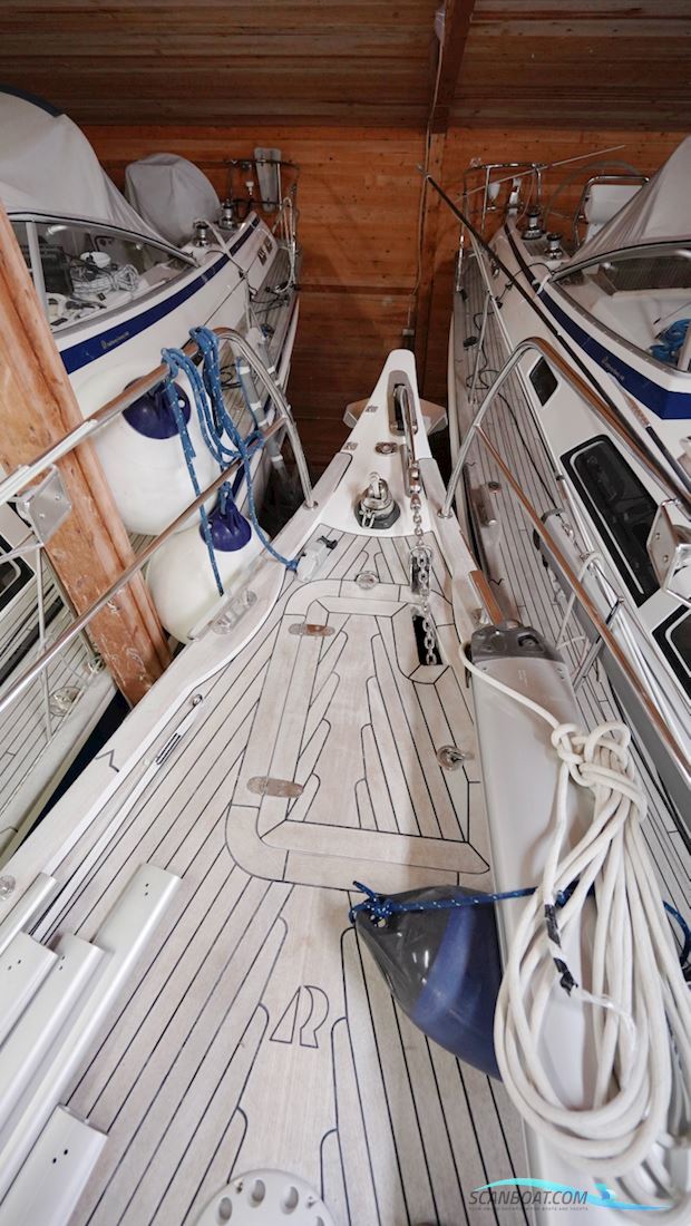 Hallberg-Rassy 44
