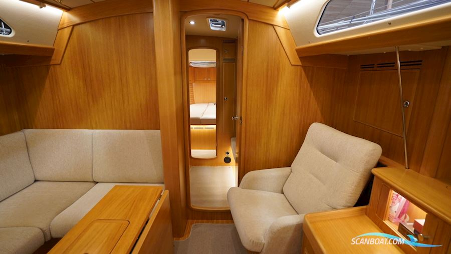 Hallberg-Rassy 44