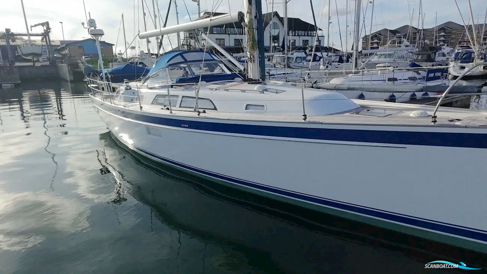 Hallberg-rassy 44
