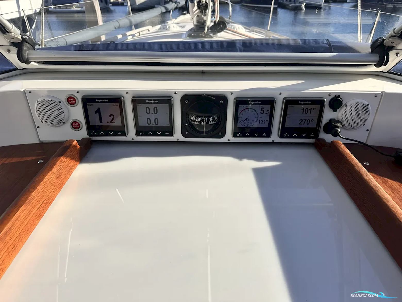 Hallberg-rassy 44