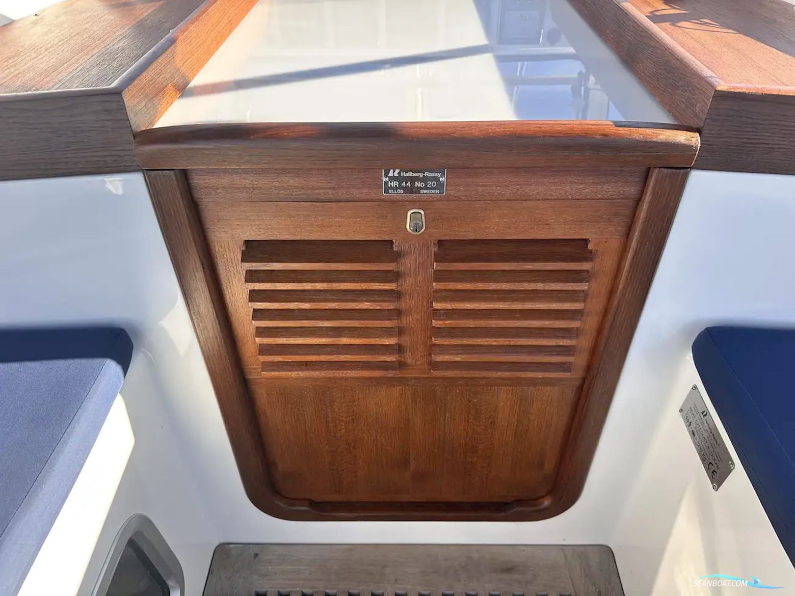 Hallberg-rassy 44