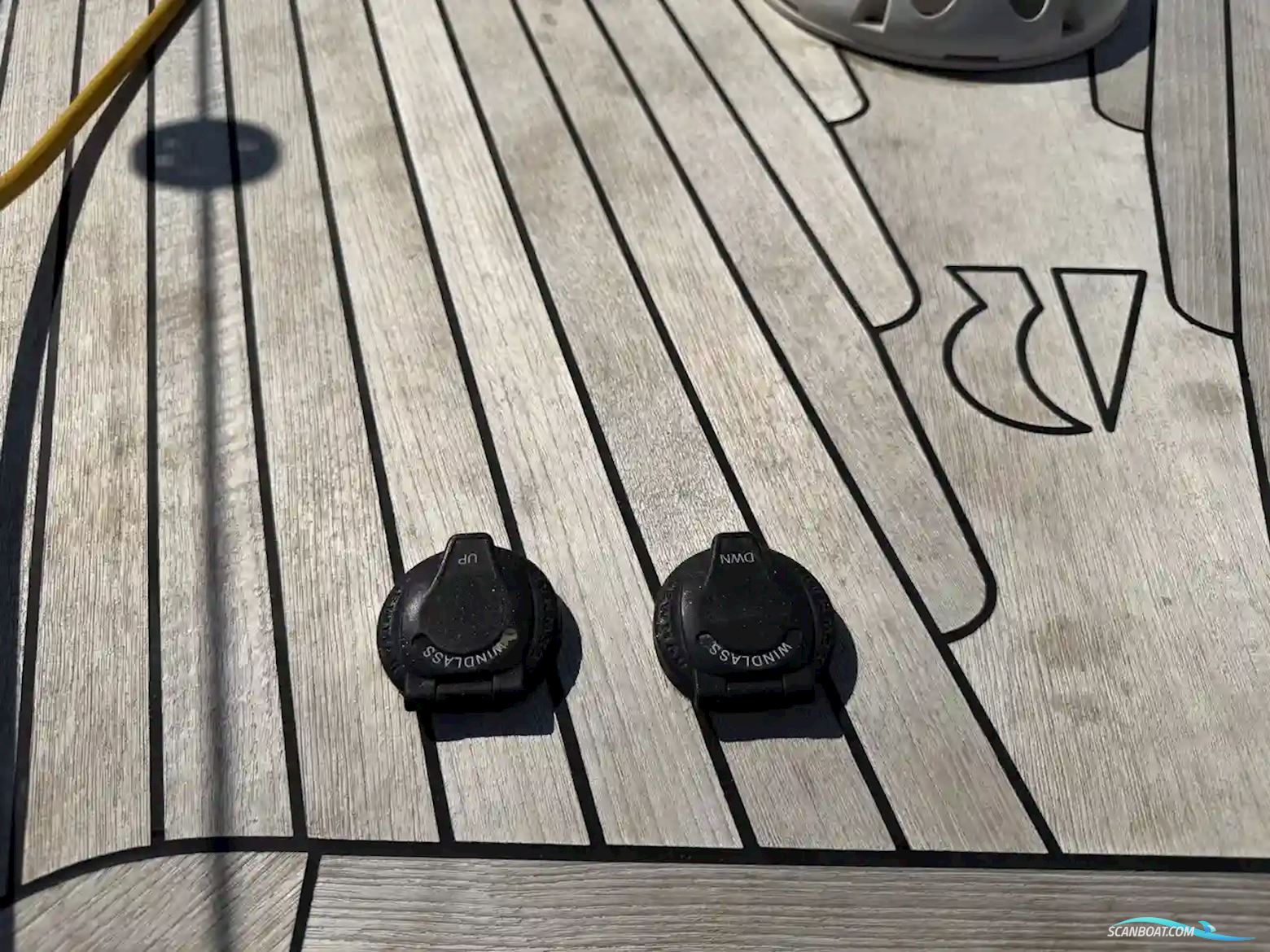 Hallberg-Rassy 44