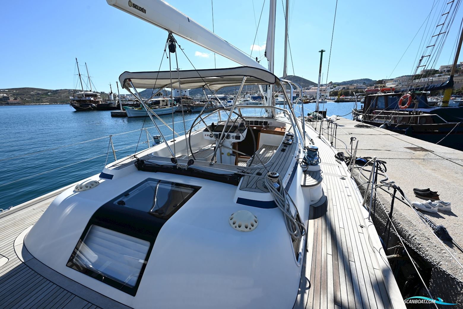 Hallberg Rassy 44