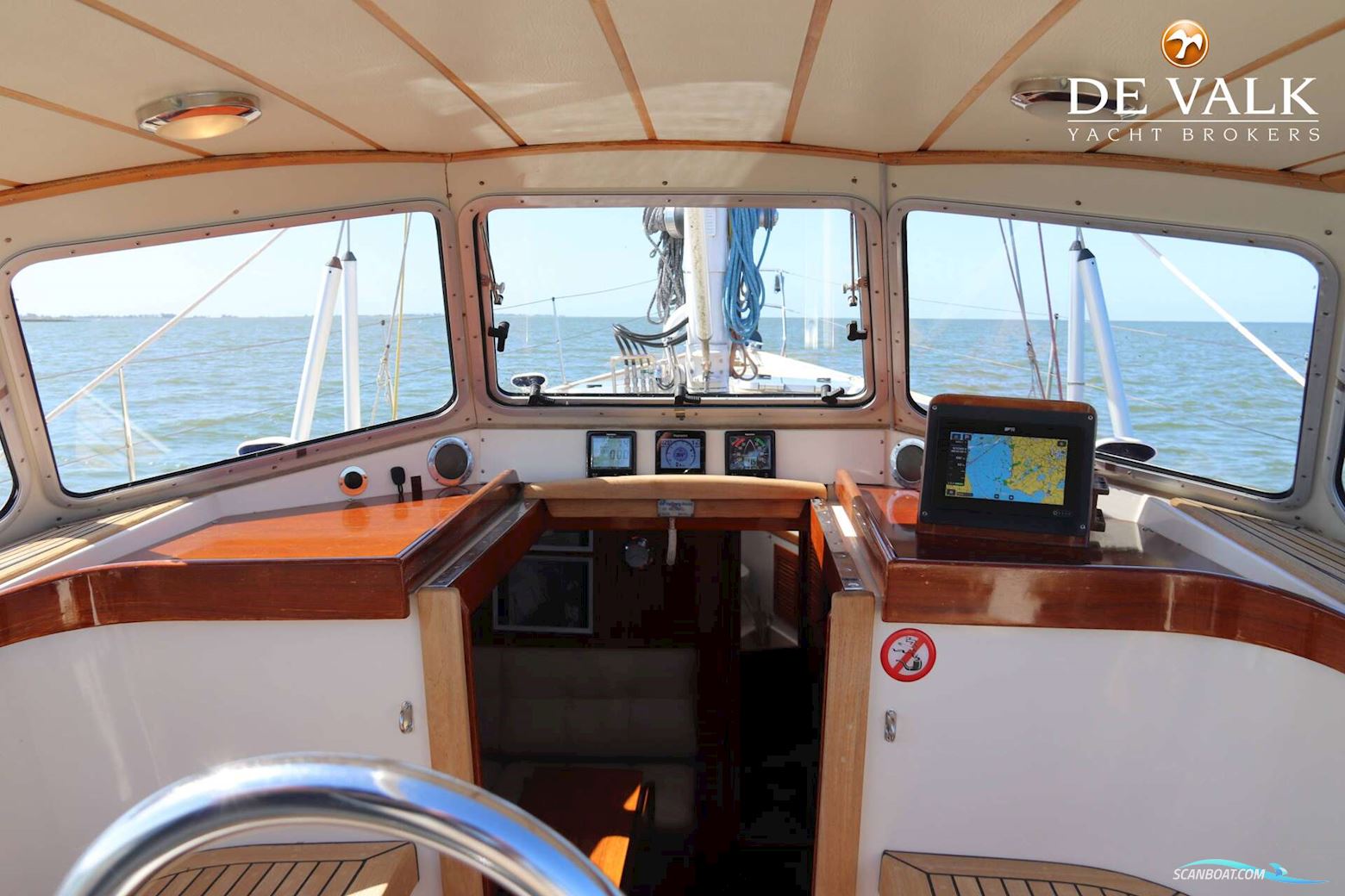 Hallberg Rassy 45