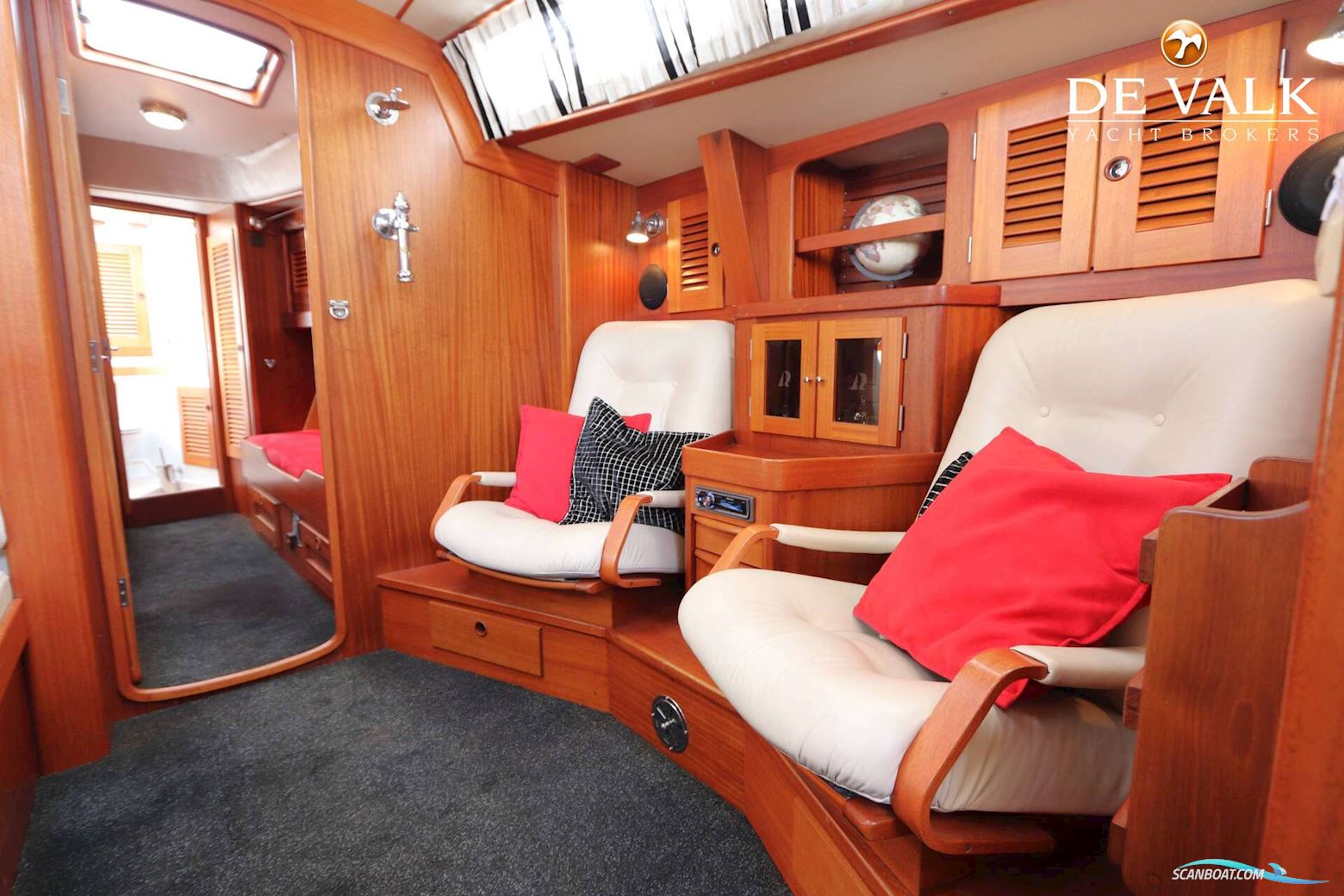 Hallberg Rassy 45