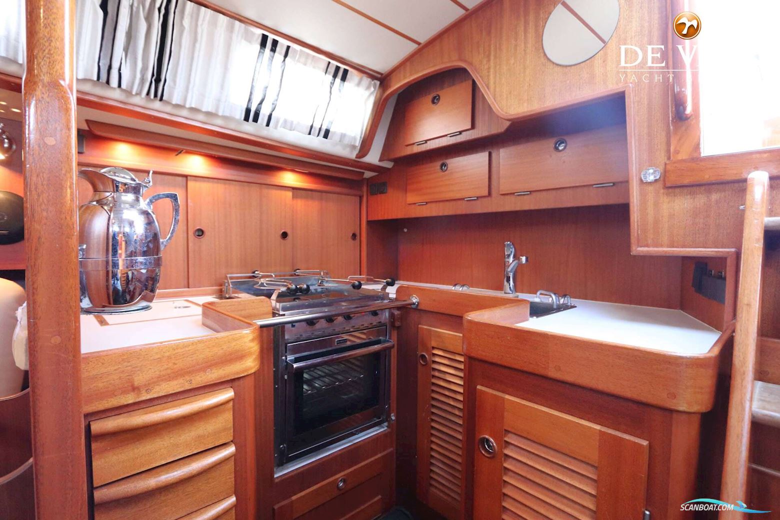 Hallberg Rassy 45