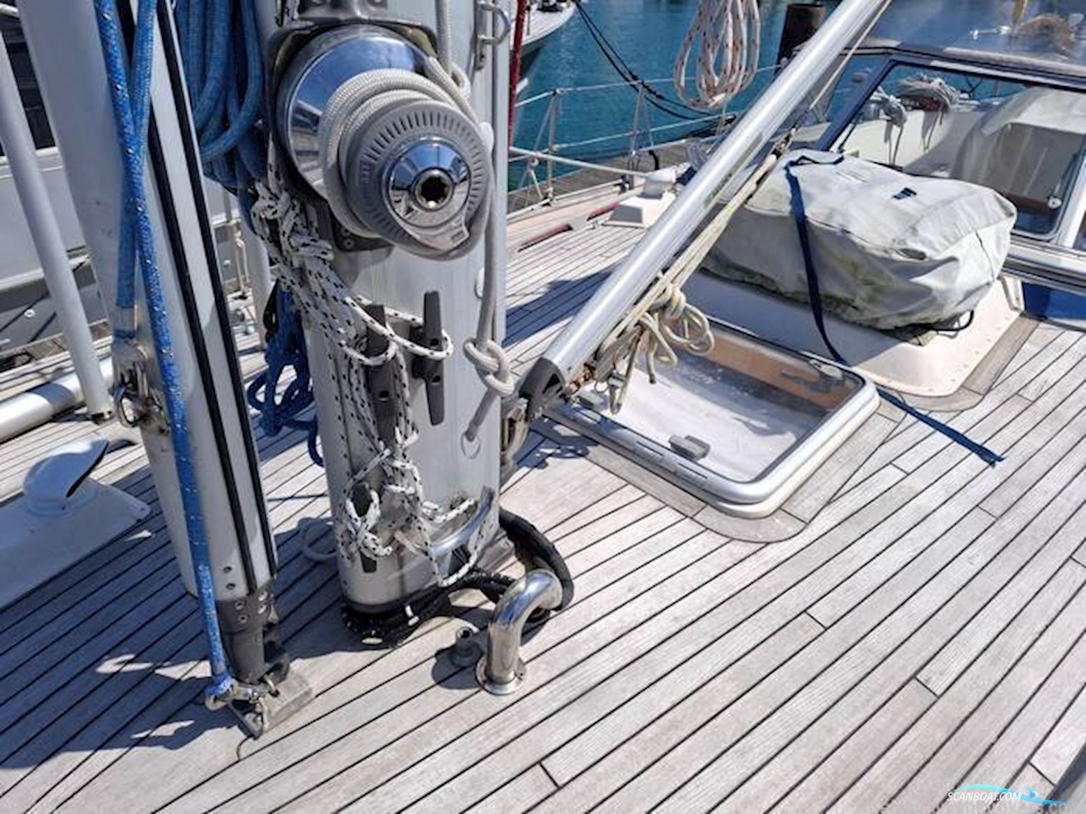 Hallberg Rassy 46