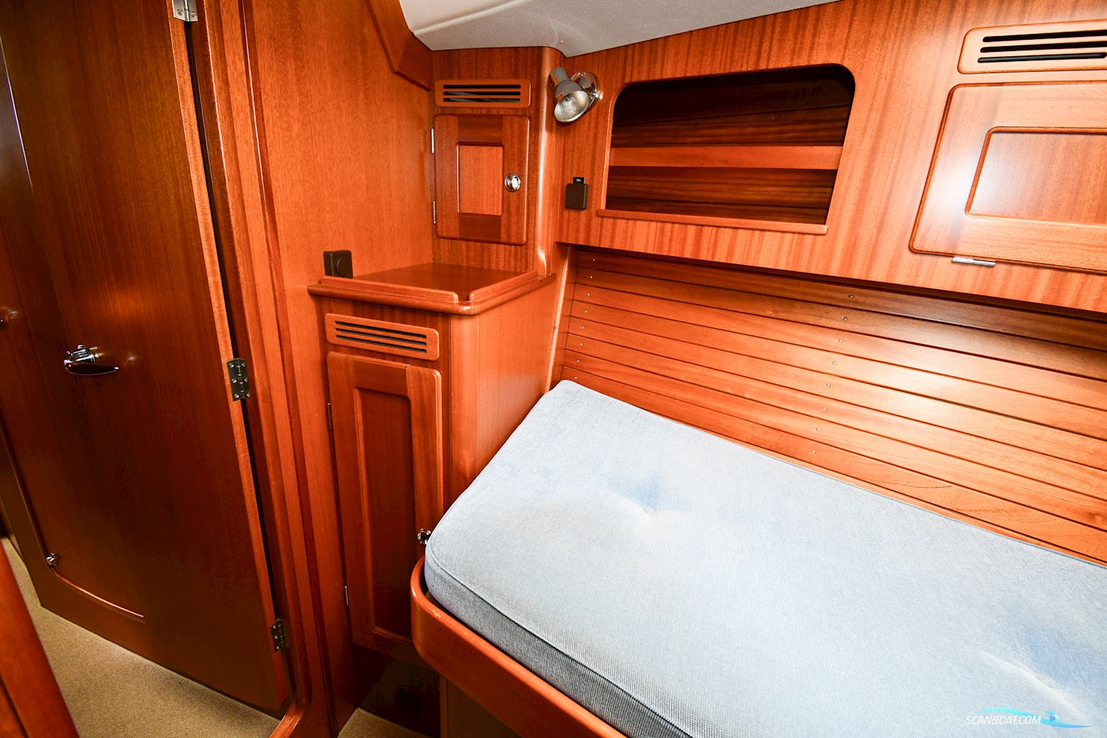 Hallberg-Rassy 48