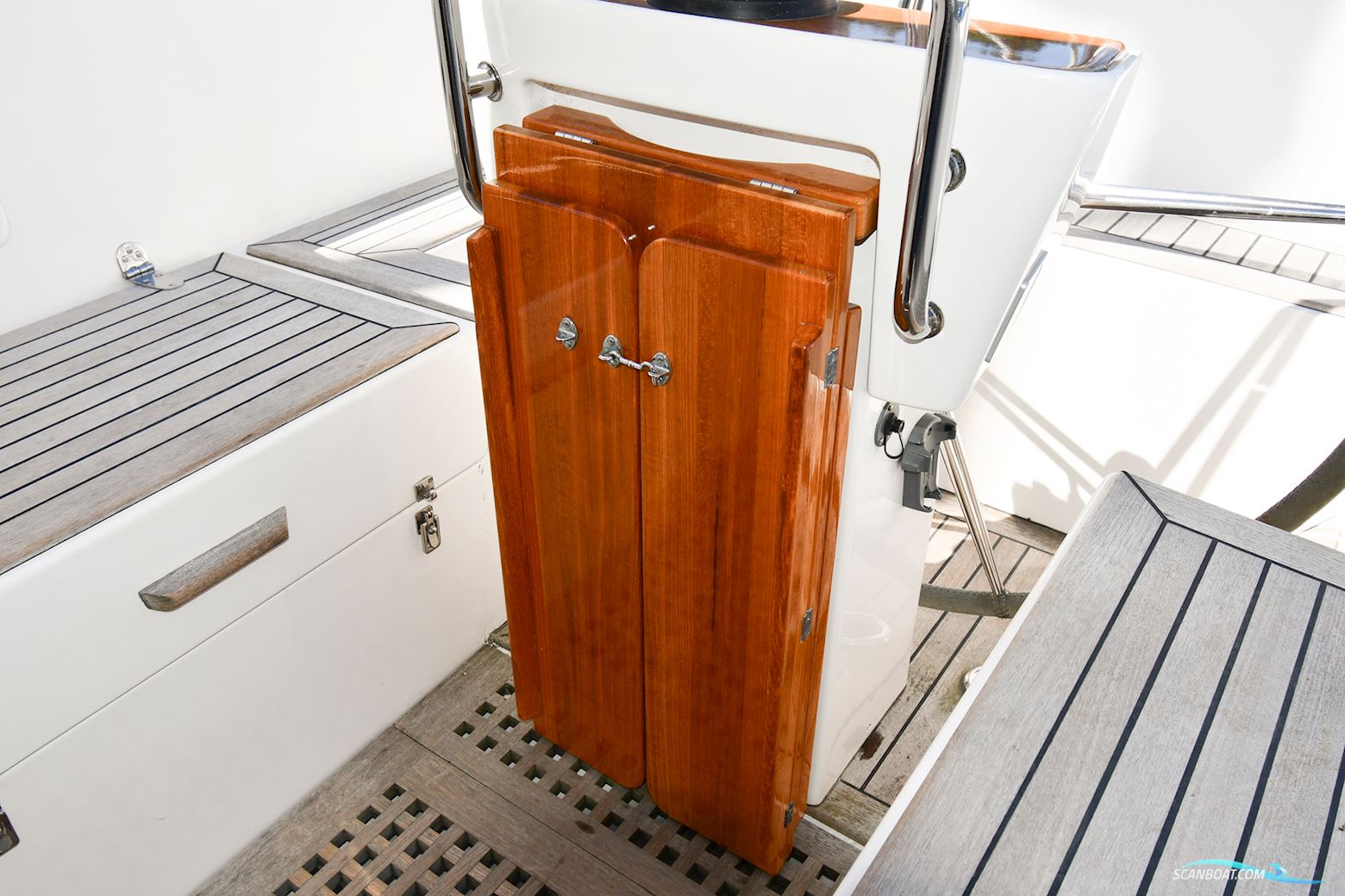 Hallberg-Rassy 48