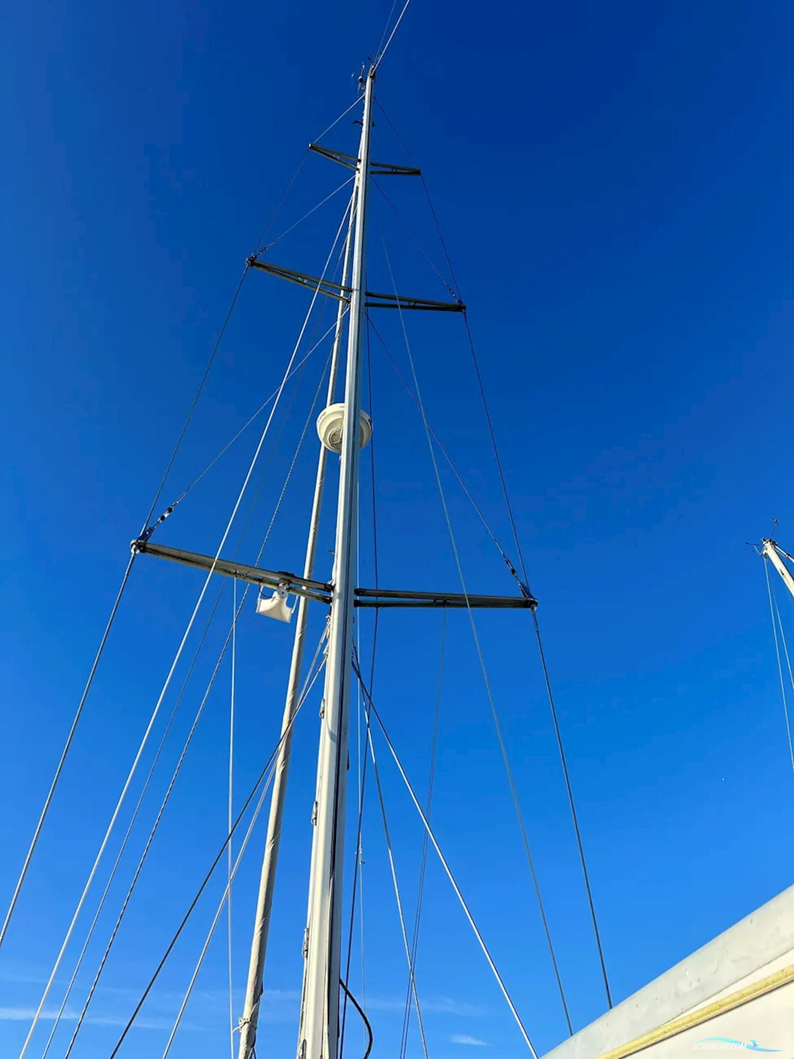 Hallberg-rassy 53