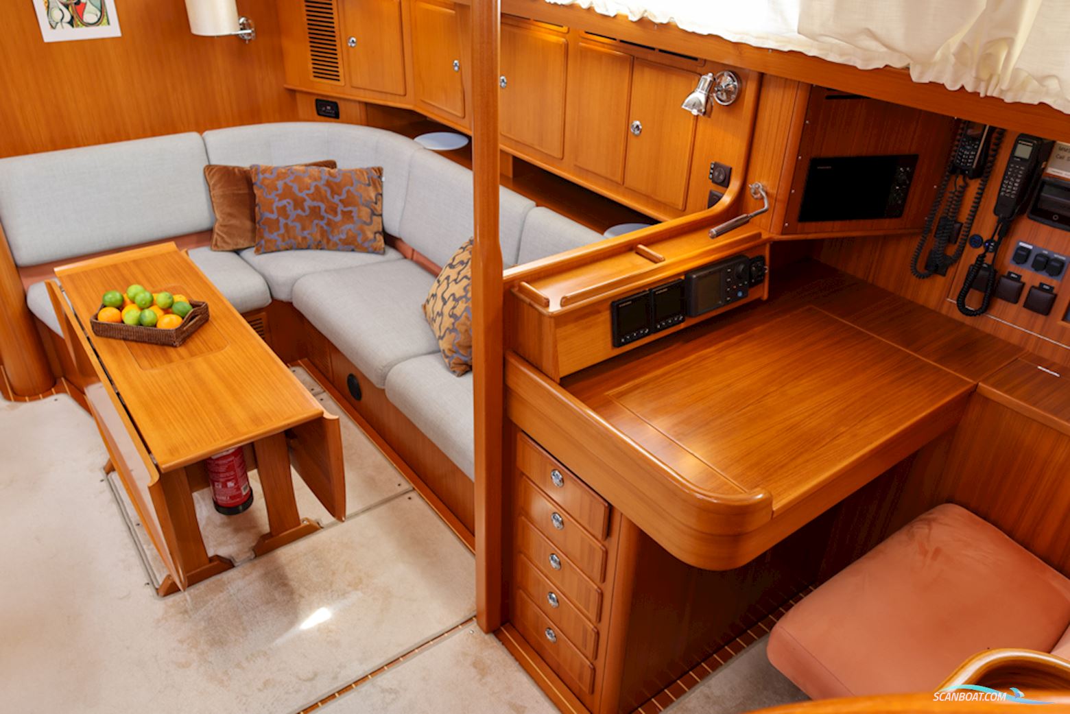Hallberg-Rassy 54