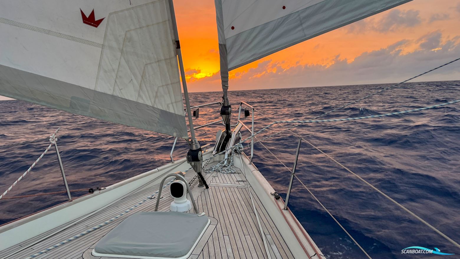 Hallberg-Rassy 54
