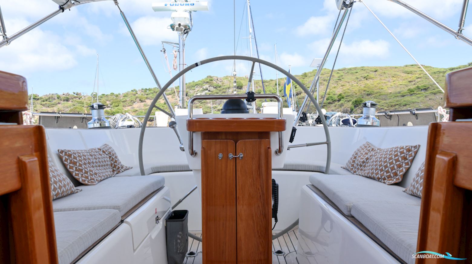 Hallberg-Rassy 54