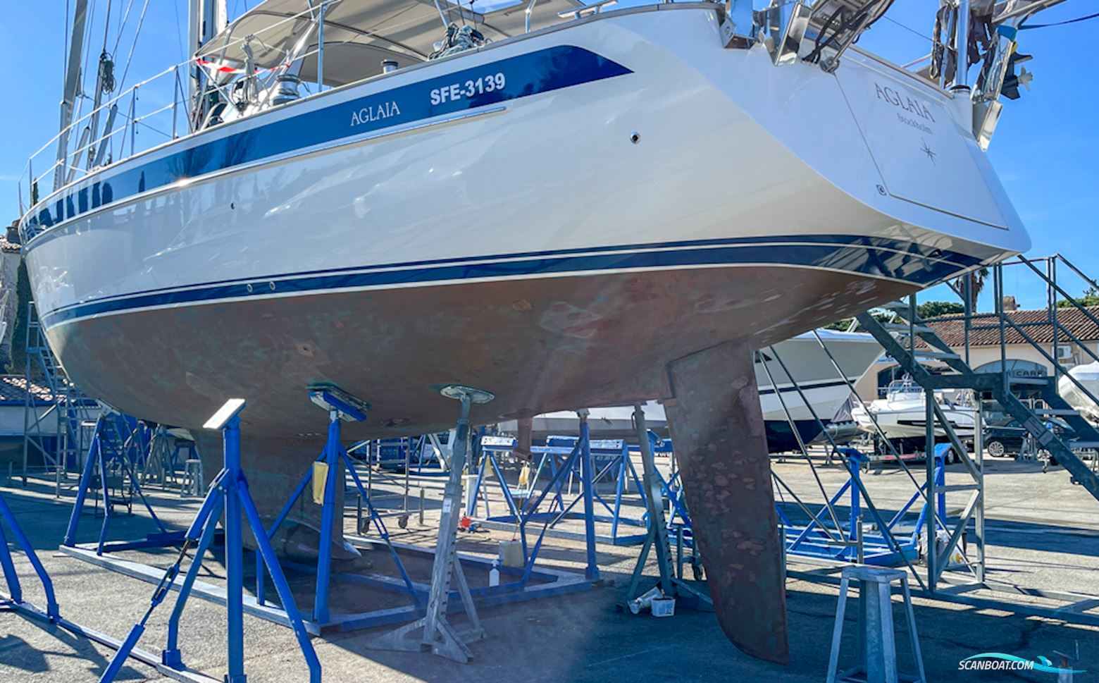 Hallberg-Rassy 54