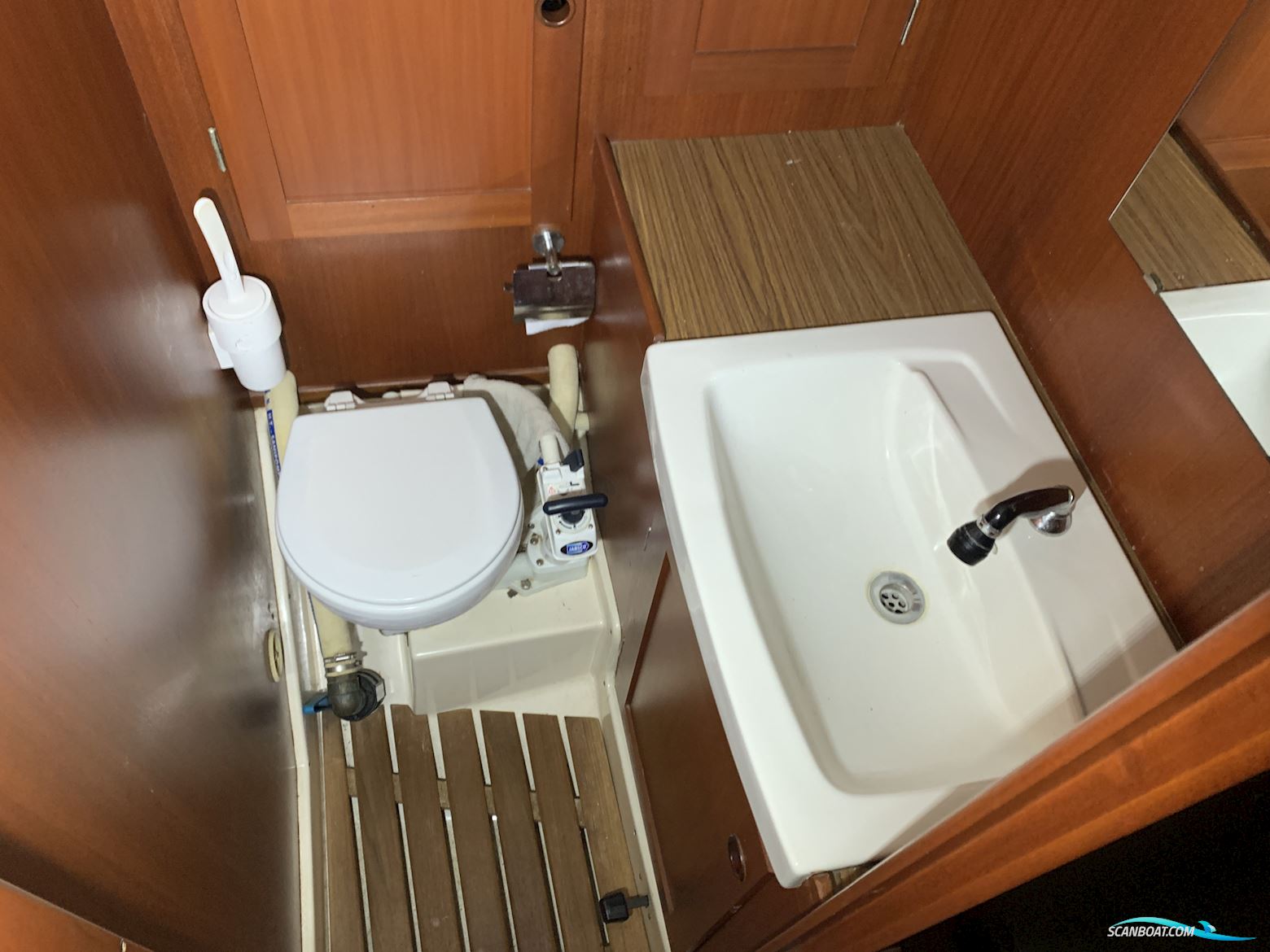 Hallberg-Rassy 94 Kutter