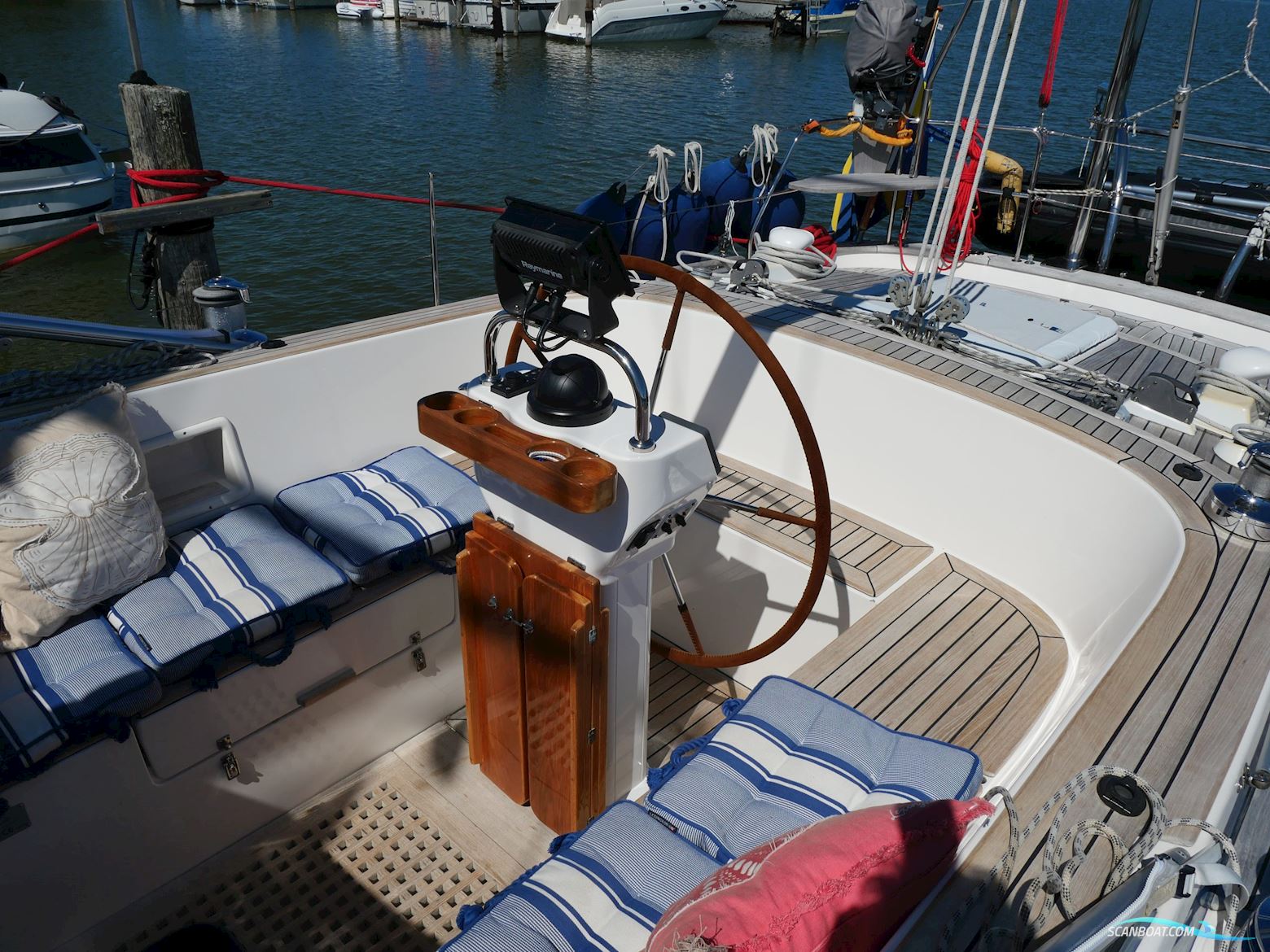 Hallberg-Rassy Hallberg-Rassy 43