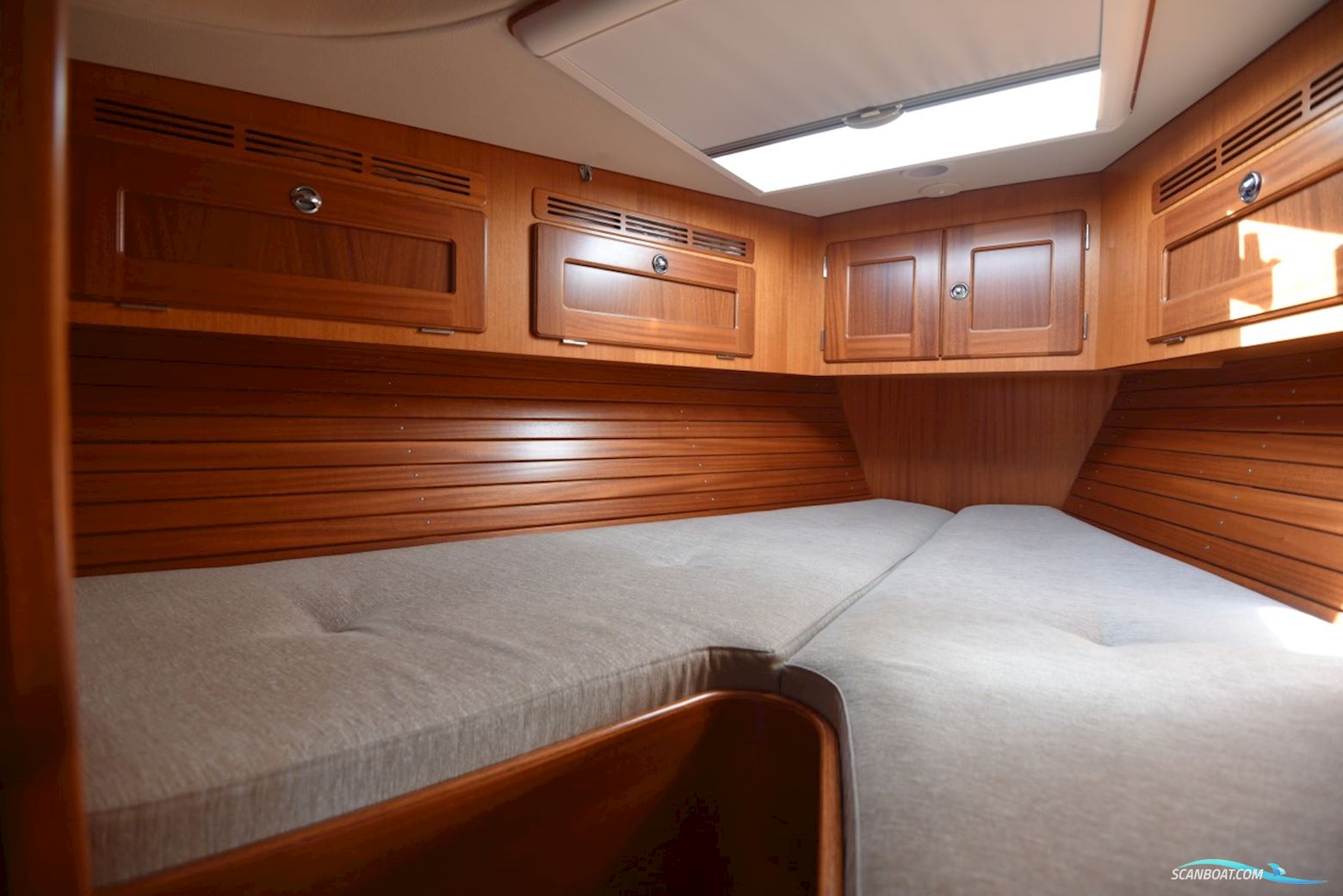 Hallberg-Rassy Hallberg-Rassy 43