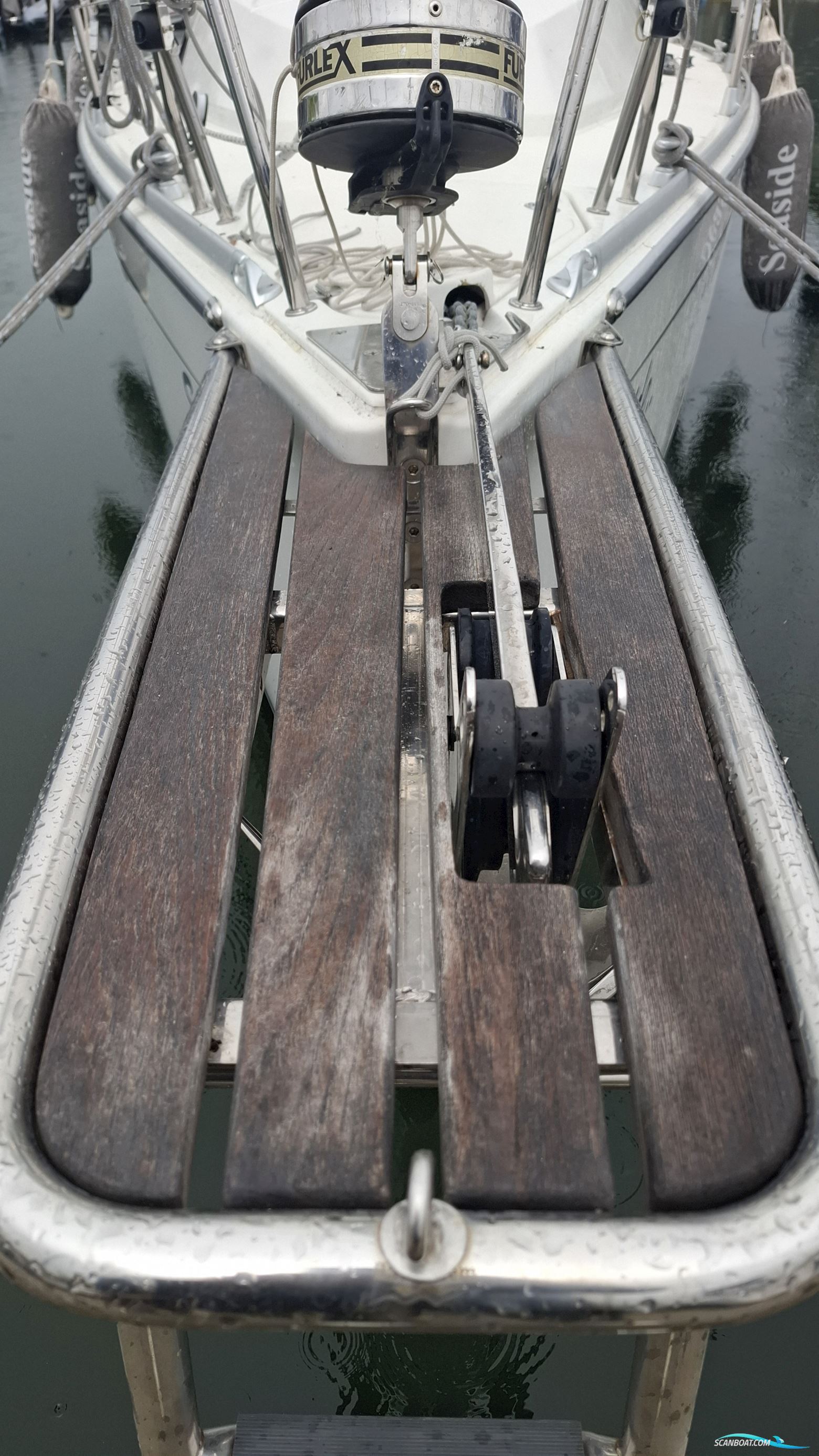 Hanse 320