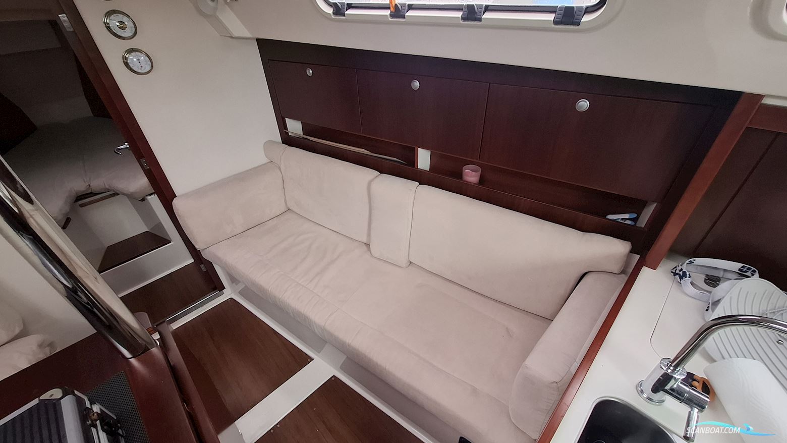 Hanse 320