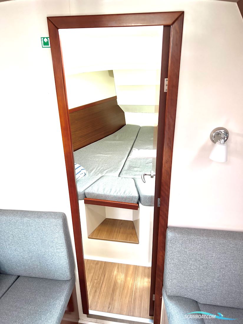Hanse 320