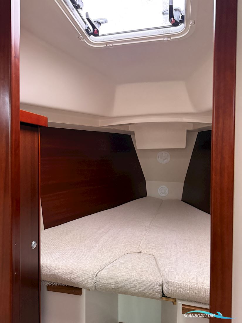 Hanse 320
