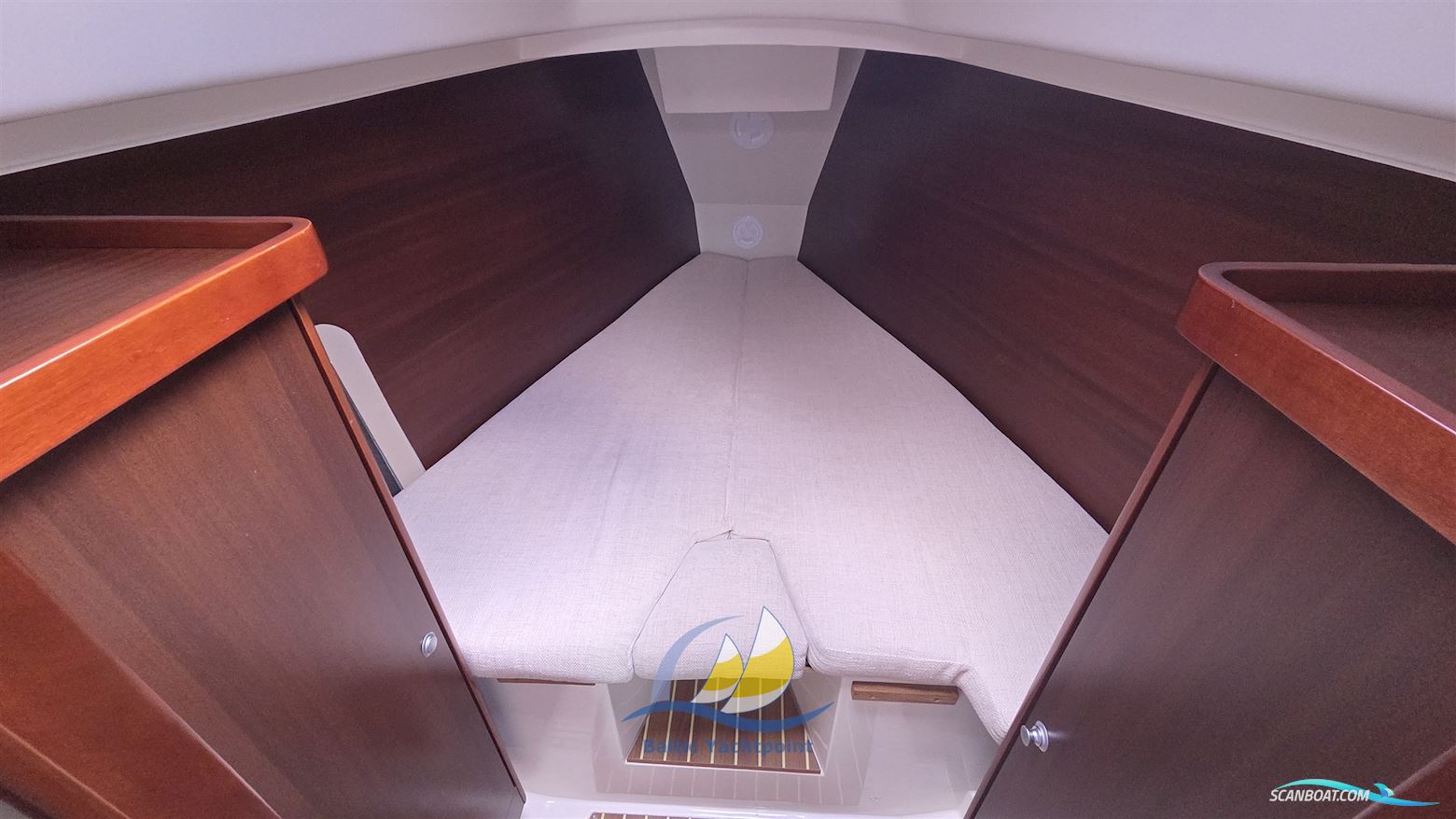 Hanse 320