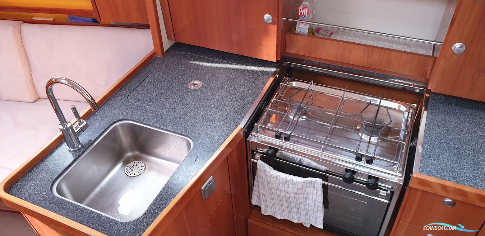 Hanse 320