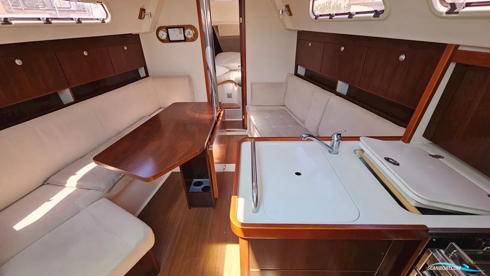 Hanse 320
