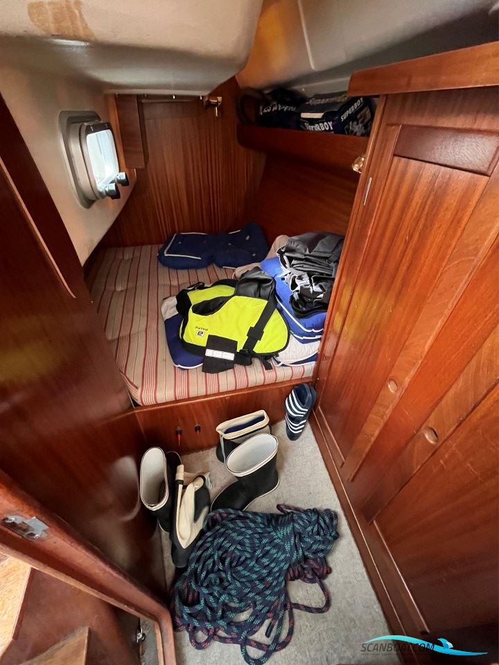 Hanse 331