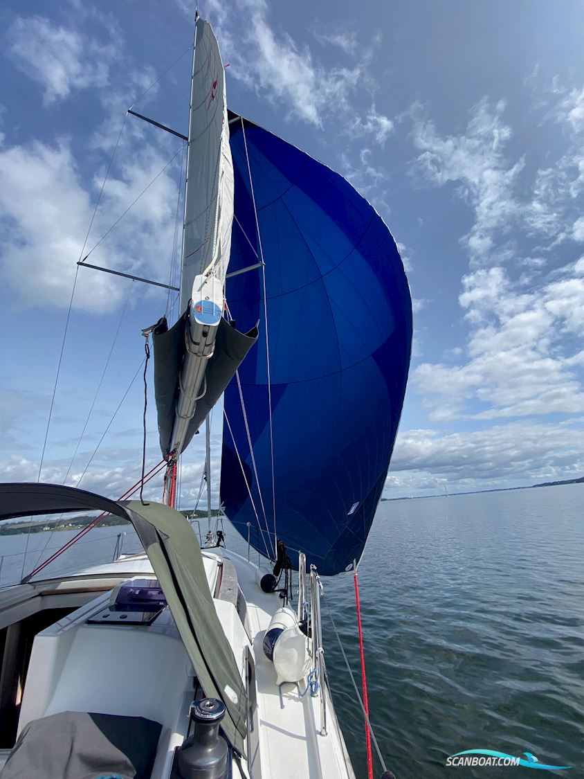 Hanse 345