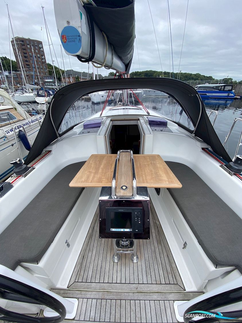 Hanse 345