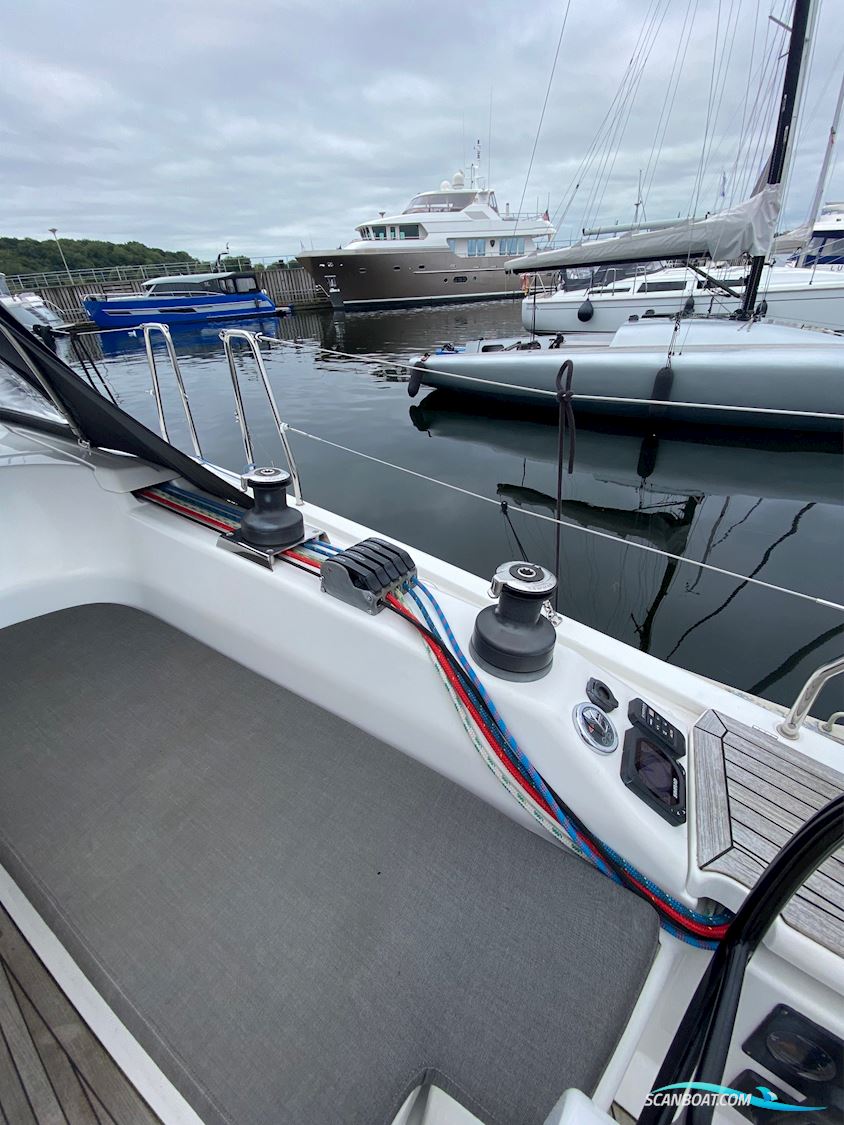Hanse 345