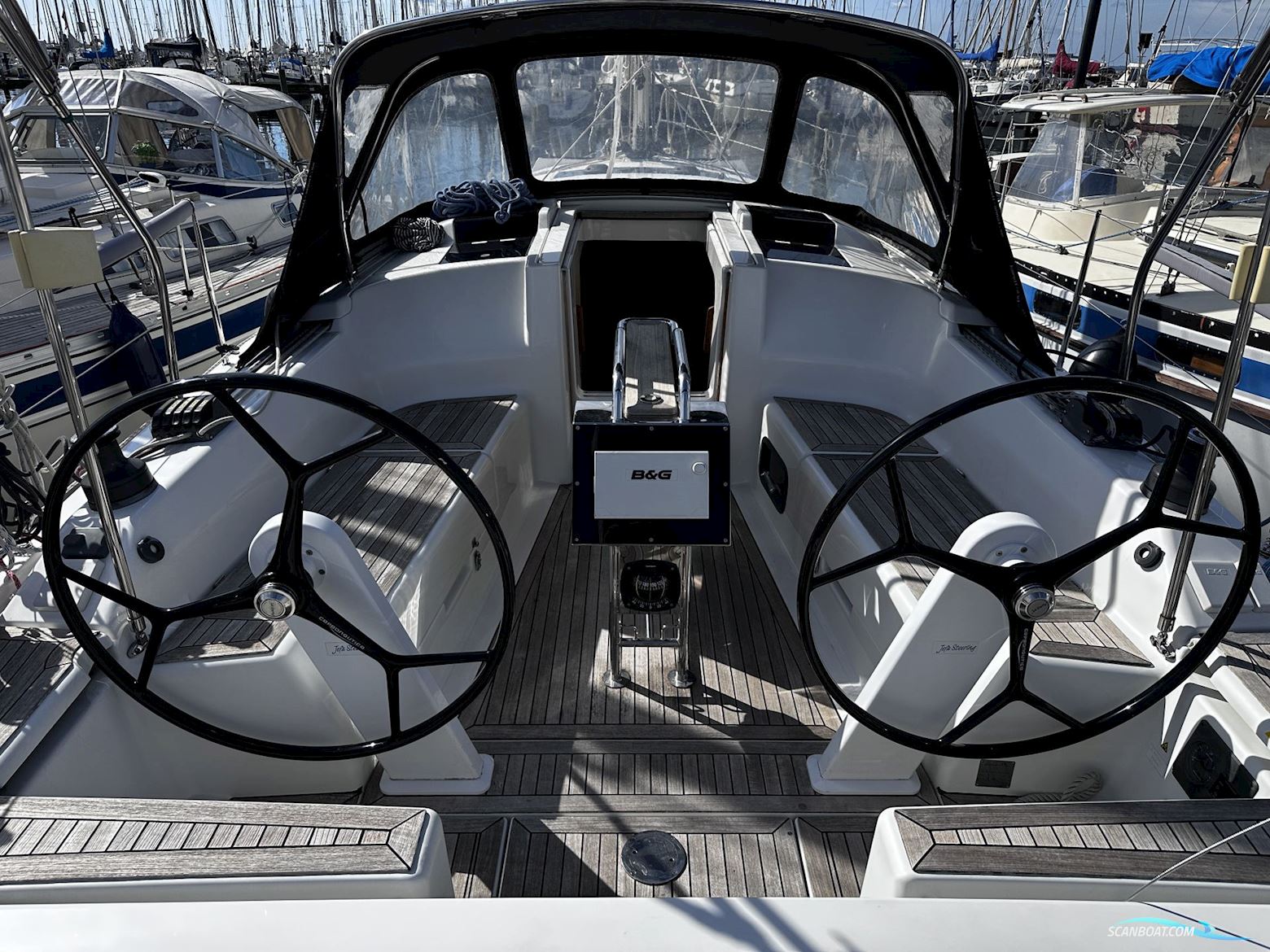 Hanse 345