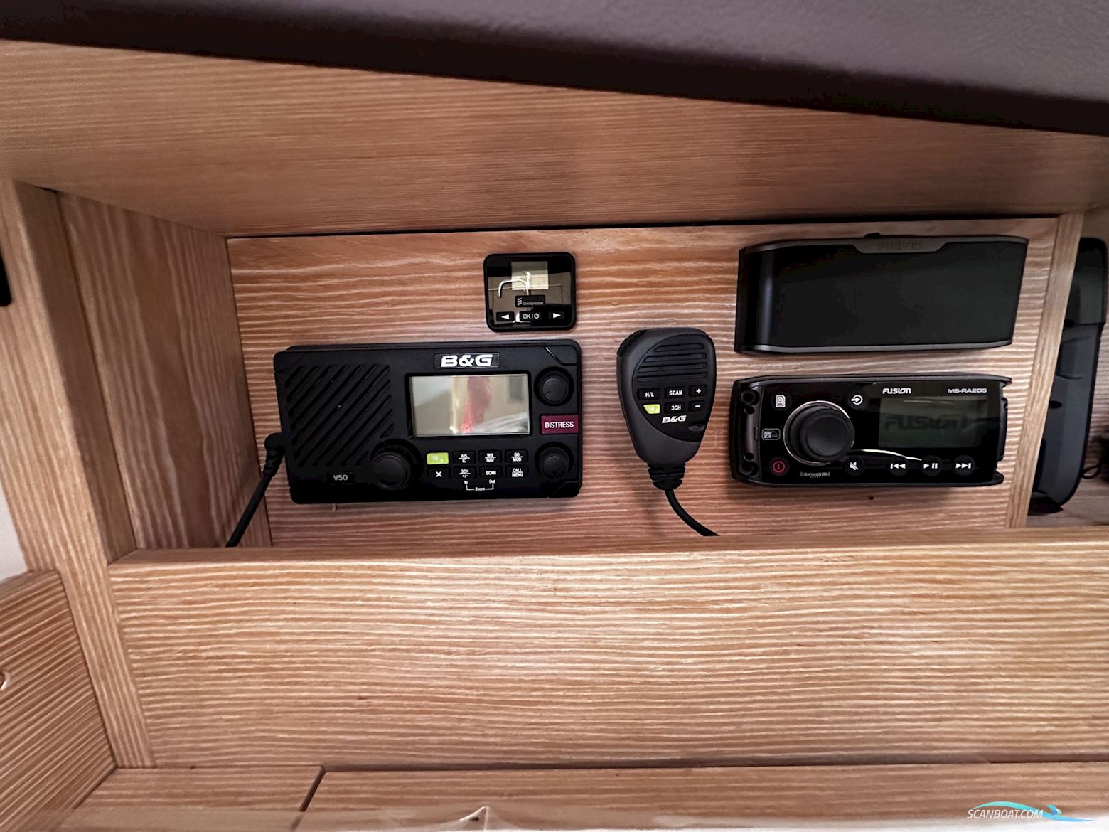 Hanse 345
