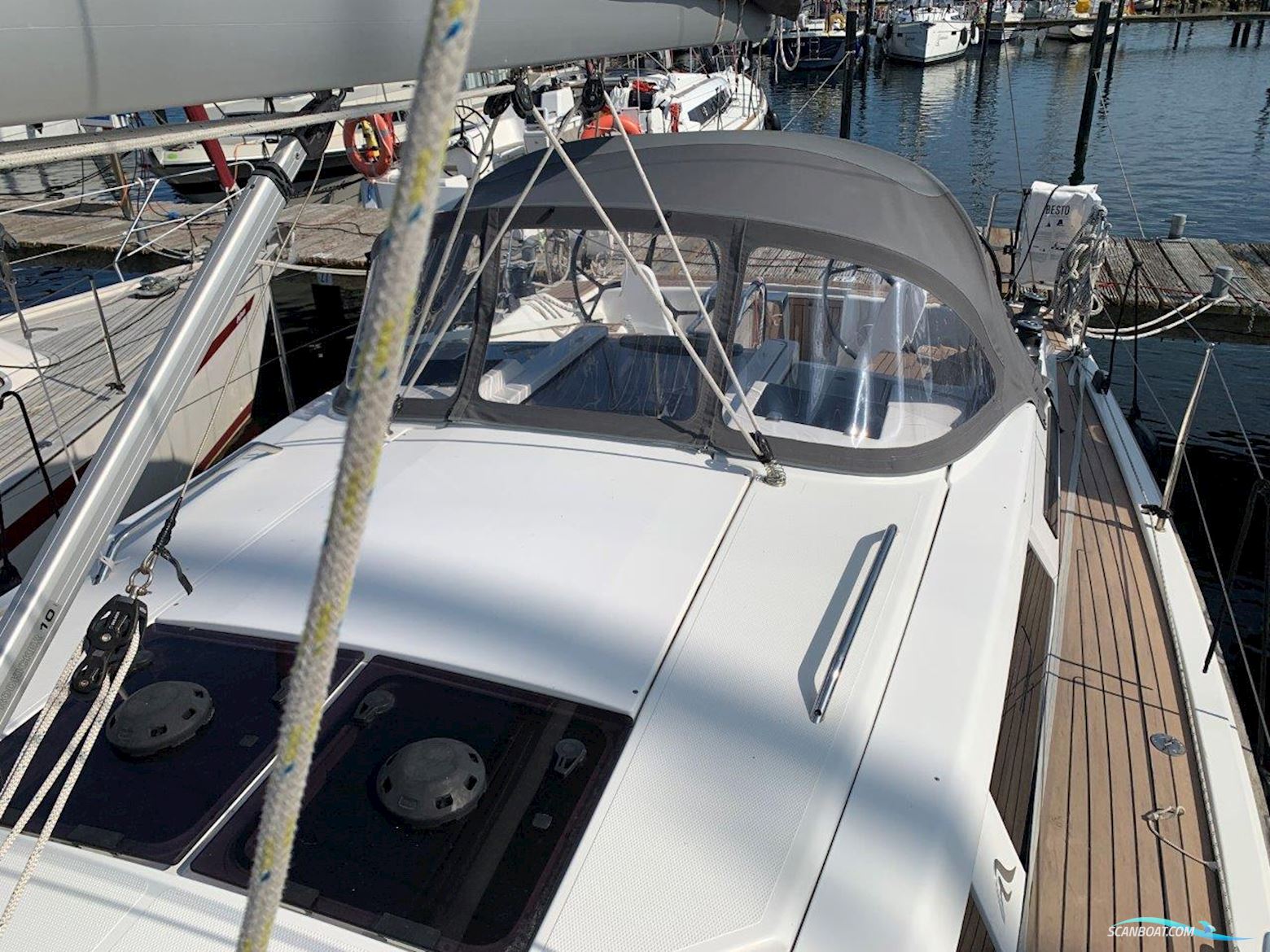 Hanse 348