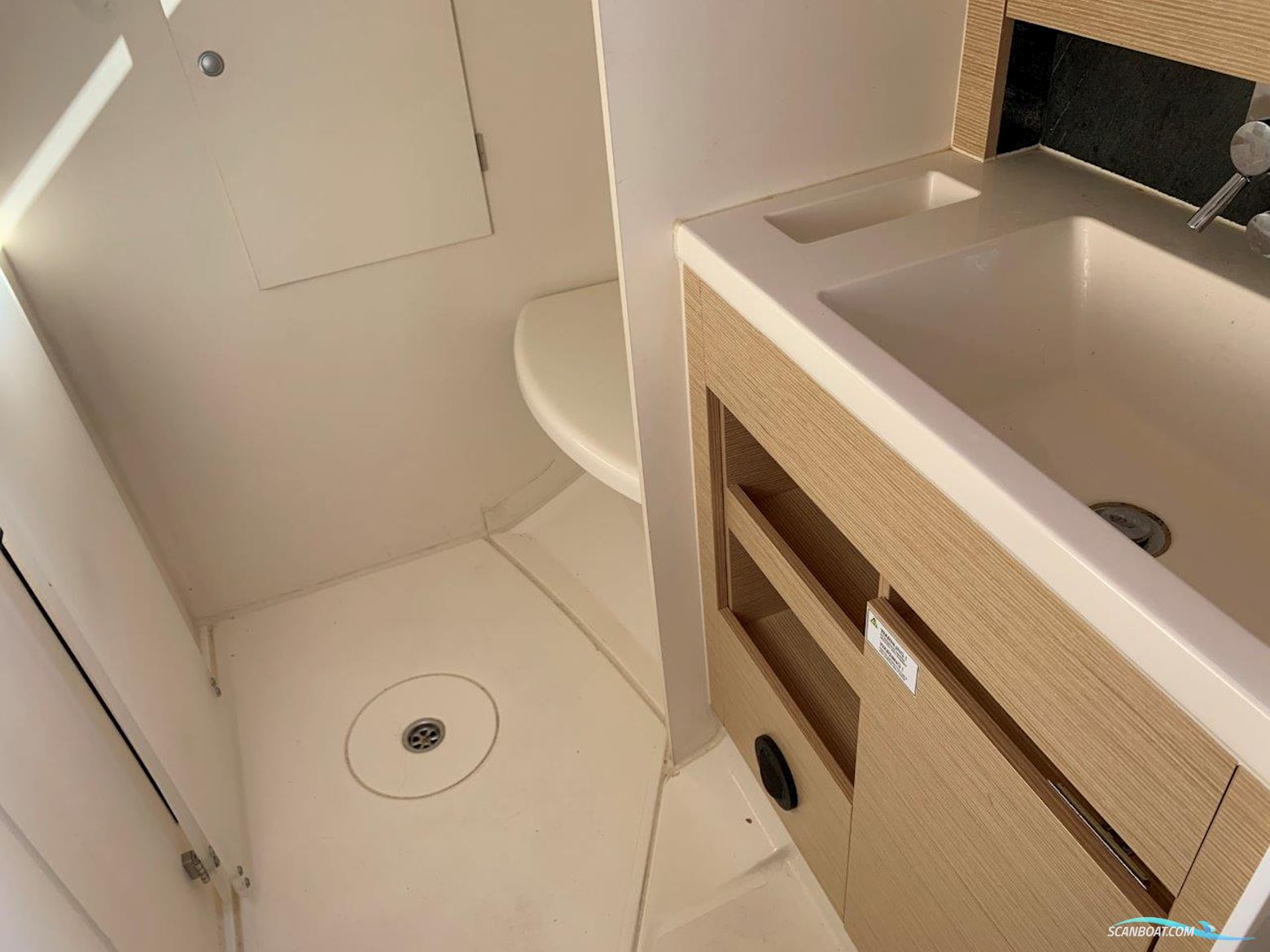 Hanse 348
