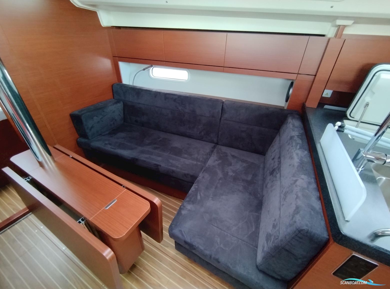 Hanse 348