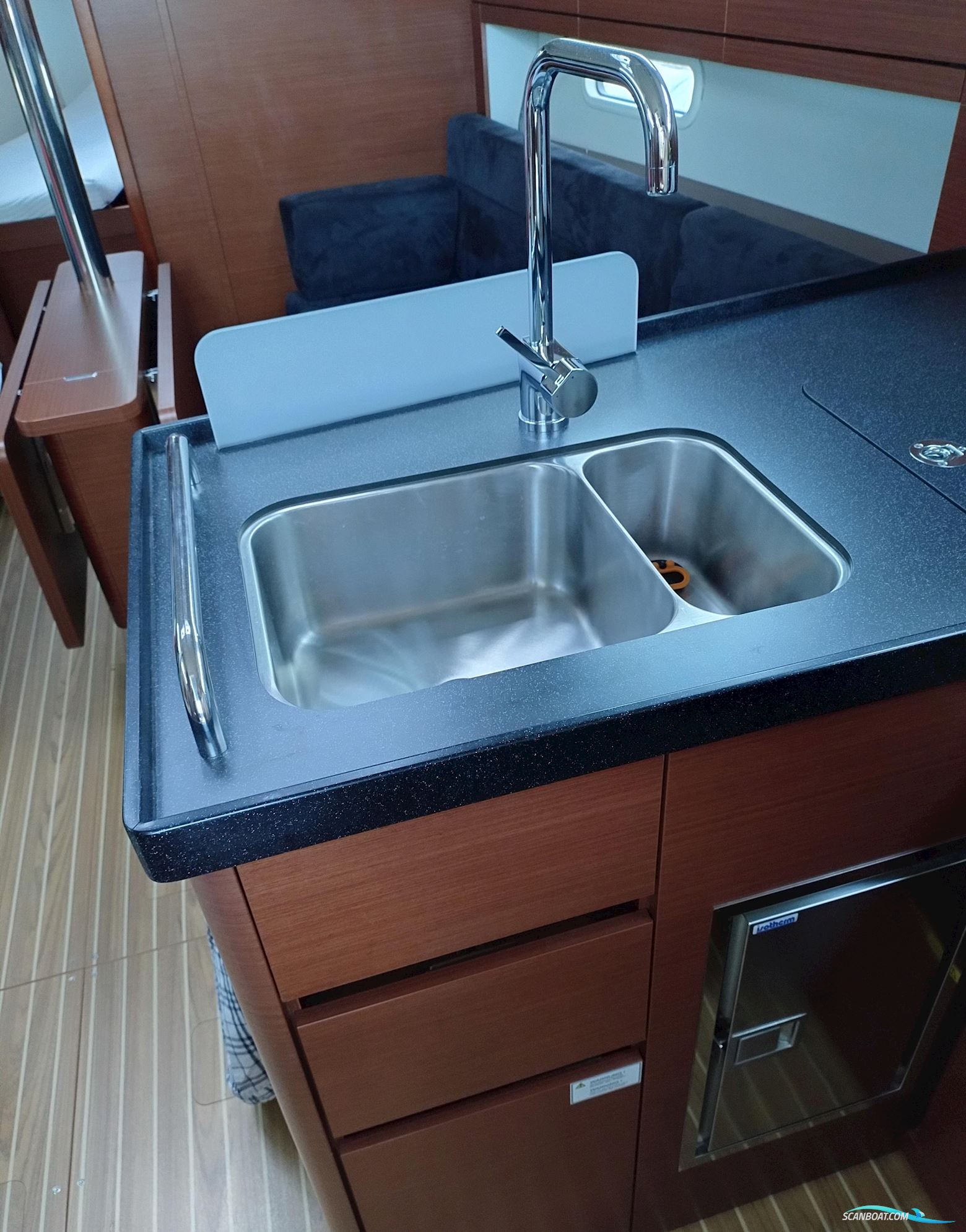 Hanse 348