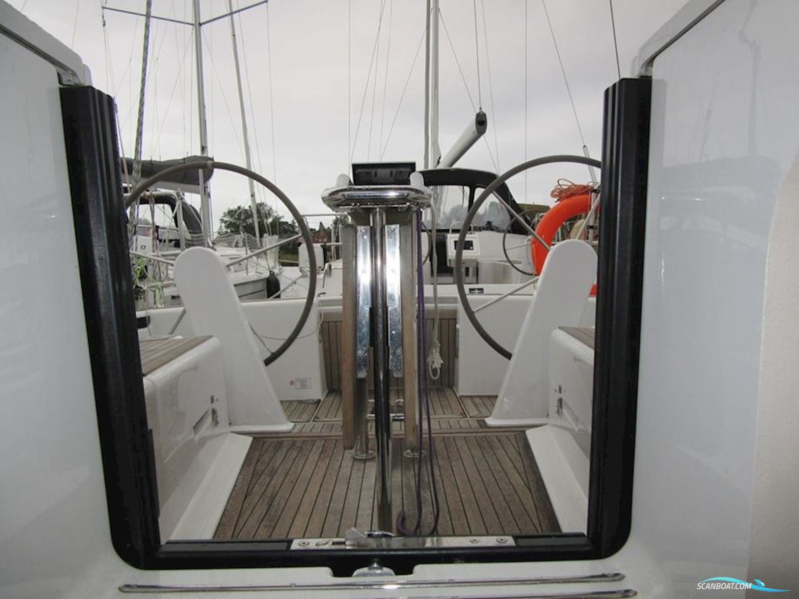 Hanse 348
