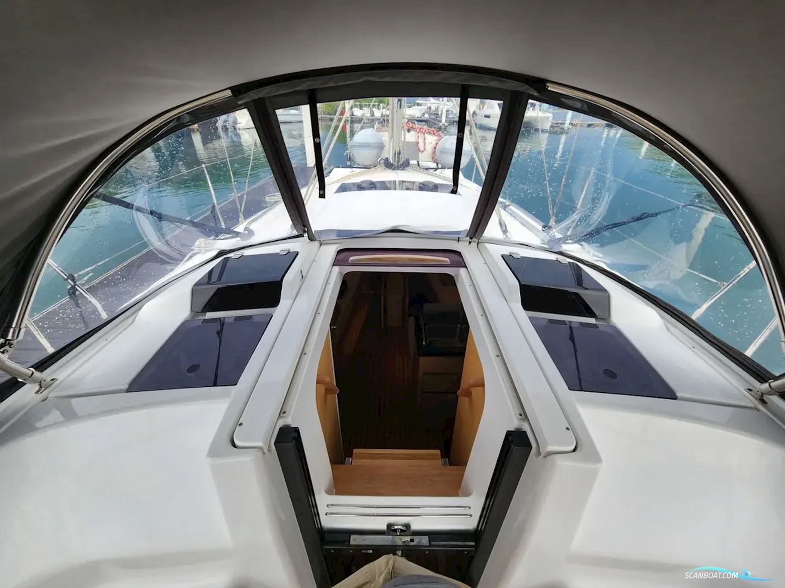Hanse 348