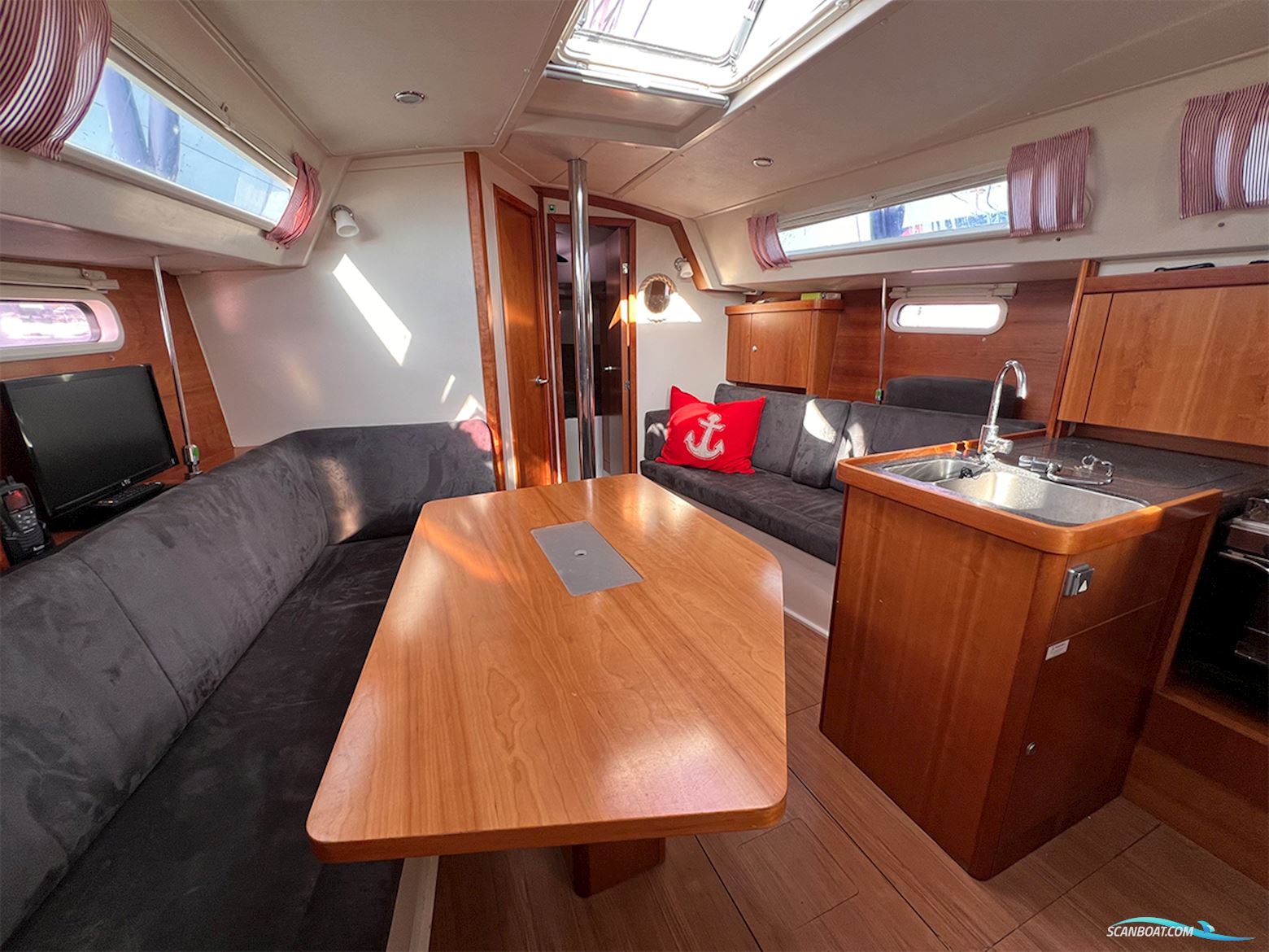 Hanse 350