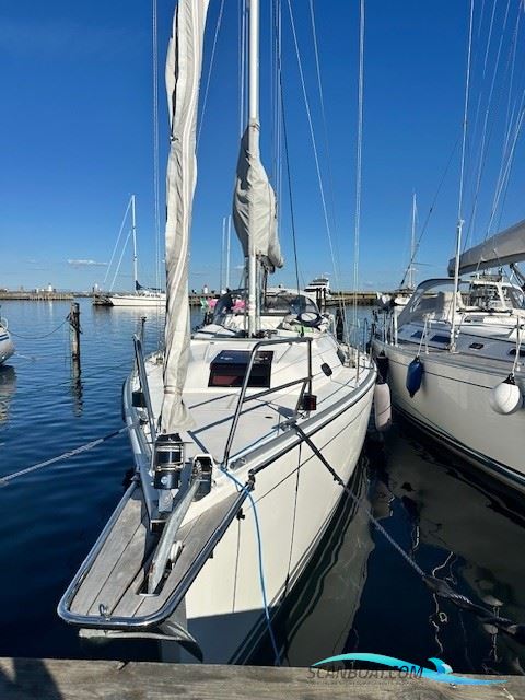 Hanse 370