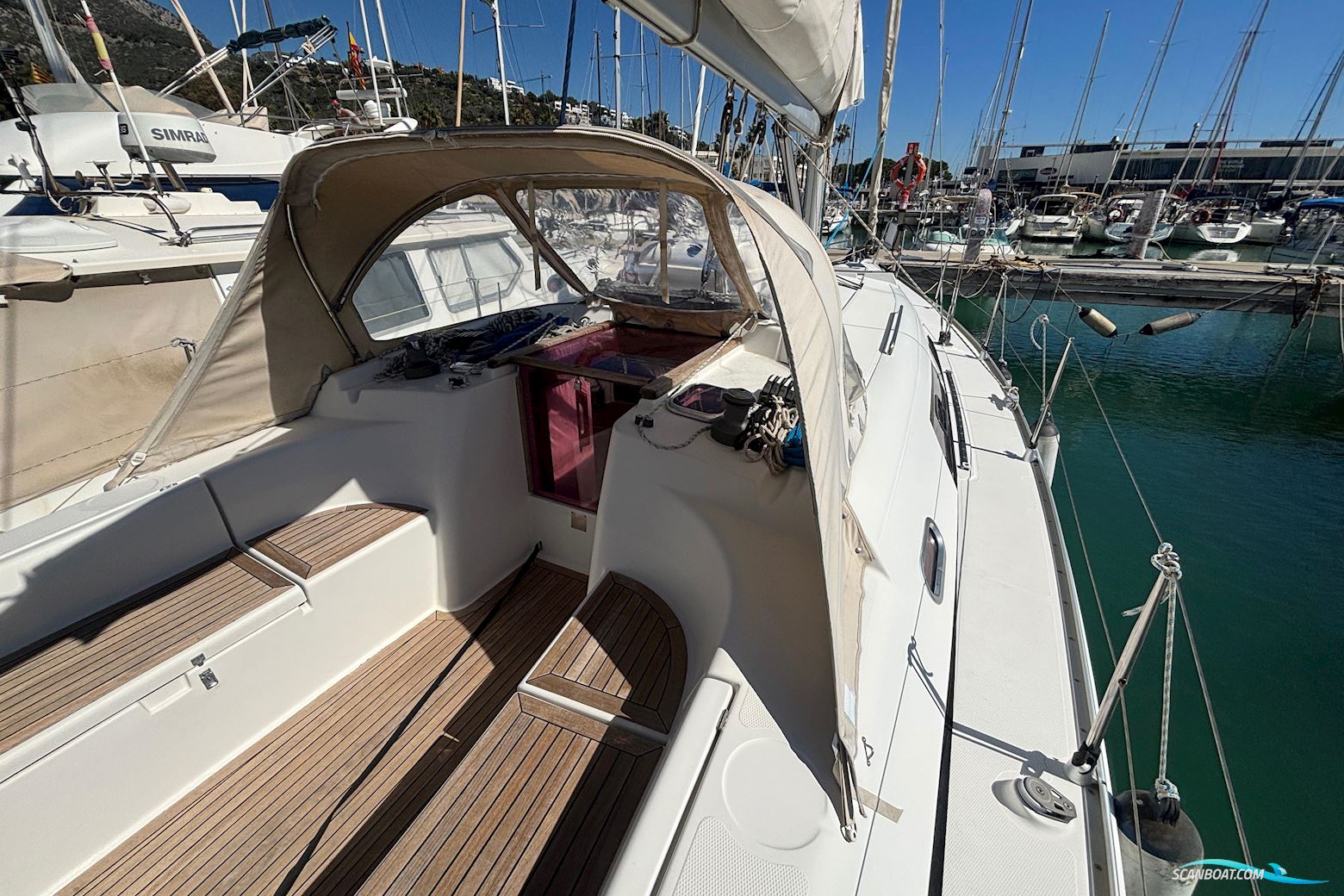 Hanse 370