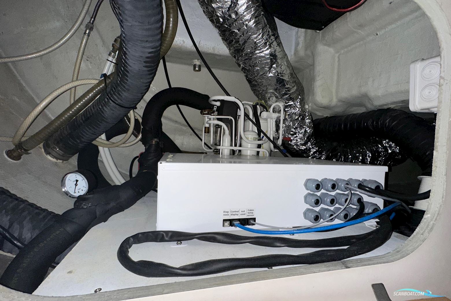 Hanse 370