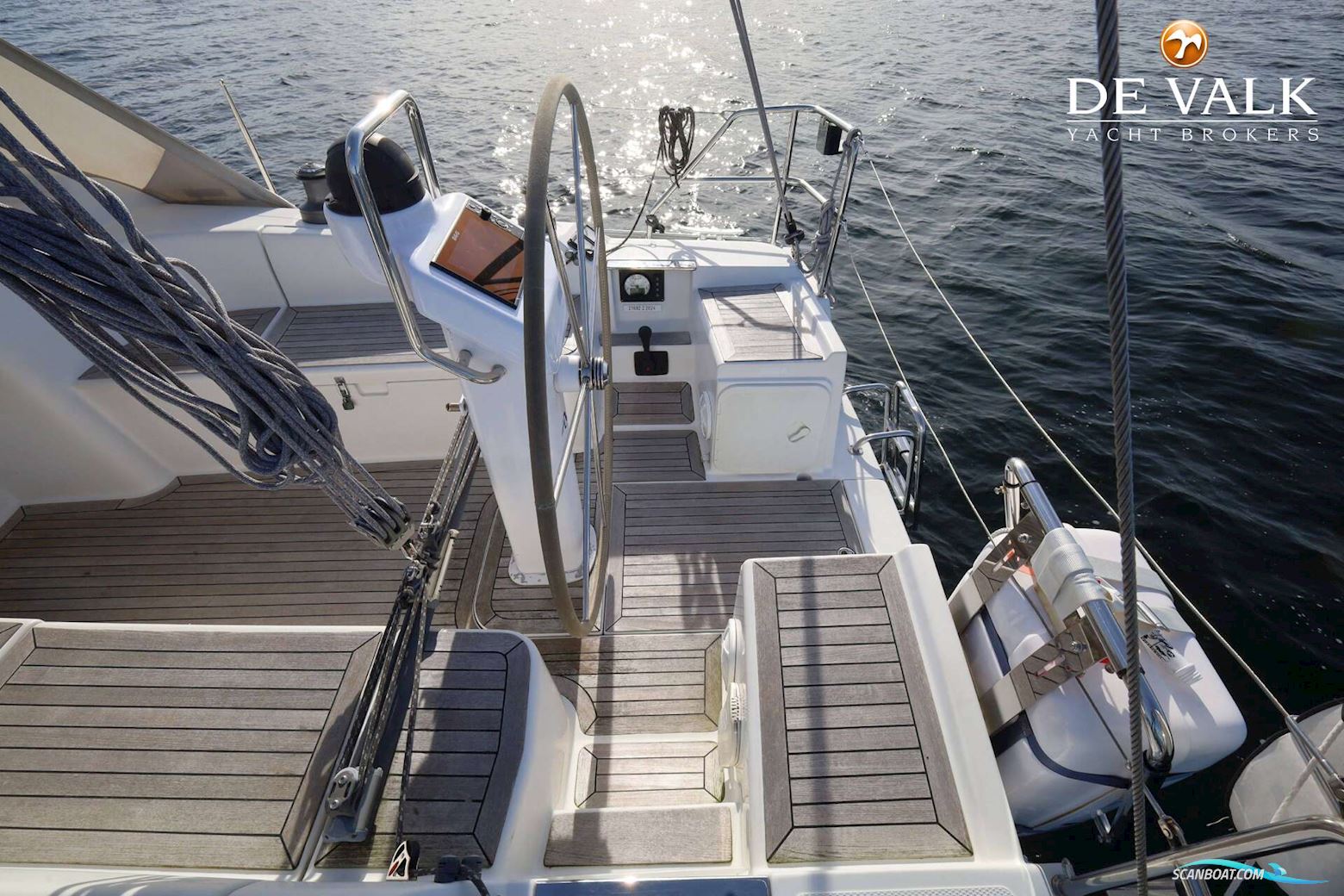 Hanse 370