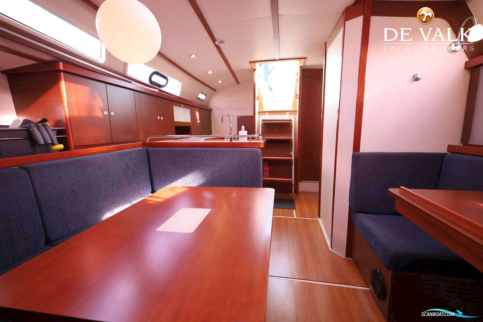 Hanse 370